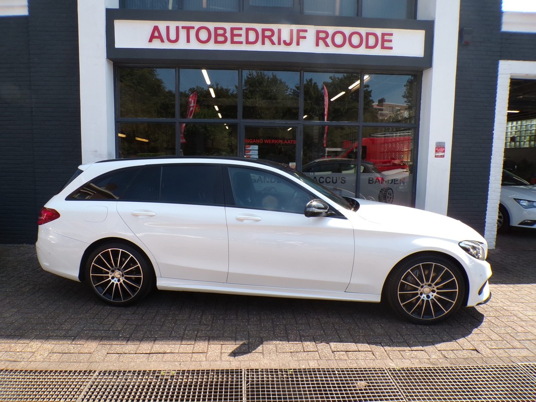 Mercedes-Benz-C-Klasse-Estate 250 CDI 4MATIC Edition 1 | Lease One en Lenen op Maat maken het mogelijk! Mercedes-Benz-C-Klasse-Estate 250 CDI 4MATIC Edition 1 | Lease One en Lenen op Maat maken het mogelijk!