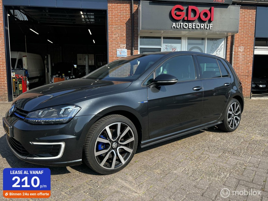 Volkswagen-Golf-1.4 TSI GTE | Lease One en Lenen op Maat maken het mogelijk!