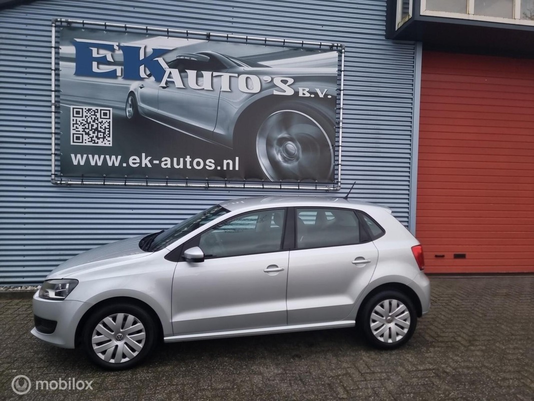 Volkswagen-Polo-1.2-12V Comfortline. Airco, Cruise, 5-deurs | Lease One en Lenen op Maat maken het mogelijk! Volkswagen-Polo-1.2-12V Comfortline. Airco, Cruise, 5-deurs | Lease One en Lenen op Maat maken het mogelijk!
