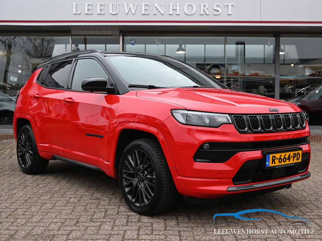 Jeep-Compass-4xe 240 Plug-in Hybrid Electric S, | Lease One en Lenen op Maat maken het mogelijk! Jeep-Compass-4xe 240 Plug-in Hybrid Electric S, | Lease One en Lenen op Maat maken het mogelijk!