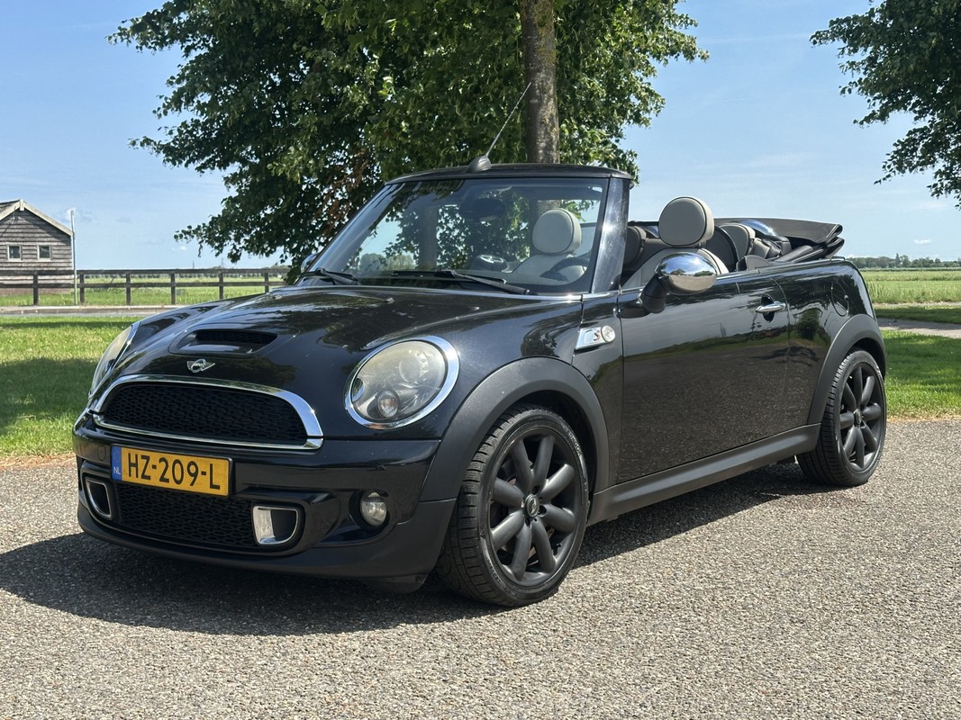 MINI-Cooper S Cabrio-1.6 | Lease One en Lenen op Maat maken het mogelijk!