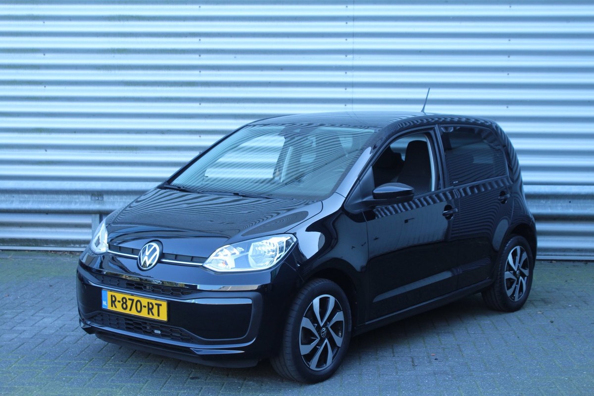 Volkswagen-up!-1.0 65pk Active Camera LMV | Lease One en Lenen op Maat maken het mogelijk!