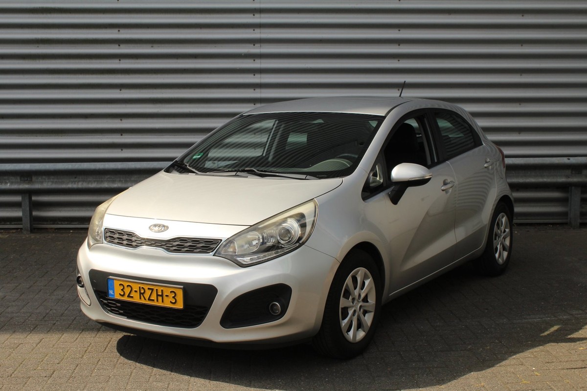 Kia-Rio-1.4 CVVT 109pk Comfort Pack AUTOMAAT Clima Cruise NL-Auto NAP | Lease One en Lenen op Maat maken het mogelijk! Kia-Rio-1.4 CVVT 109pk Comfort Pack AUTOMAAT Clima Cruise NL-Auto NAP | Lease One en Lenen op Maat maken het mogelijk!