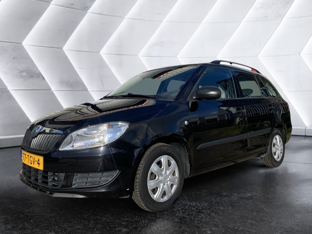 Škoda-Fabia-Combi 1.2-12V Fresh | Lease One en Lenen op Maat maken het mogelijk!