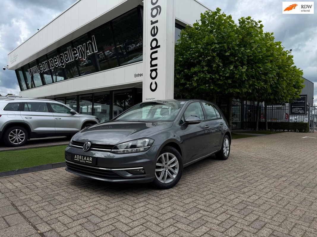 Volkswagen-Golf-1.0 TSI Highline APPLE CARPLAY, CLIMATRONIC, NAVIGATIE | Lease One en Lenen op Maat maken het mogelijk!