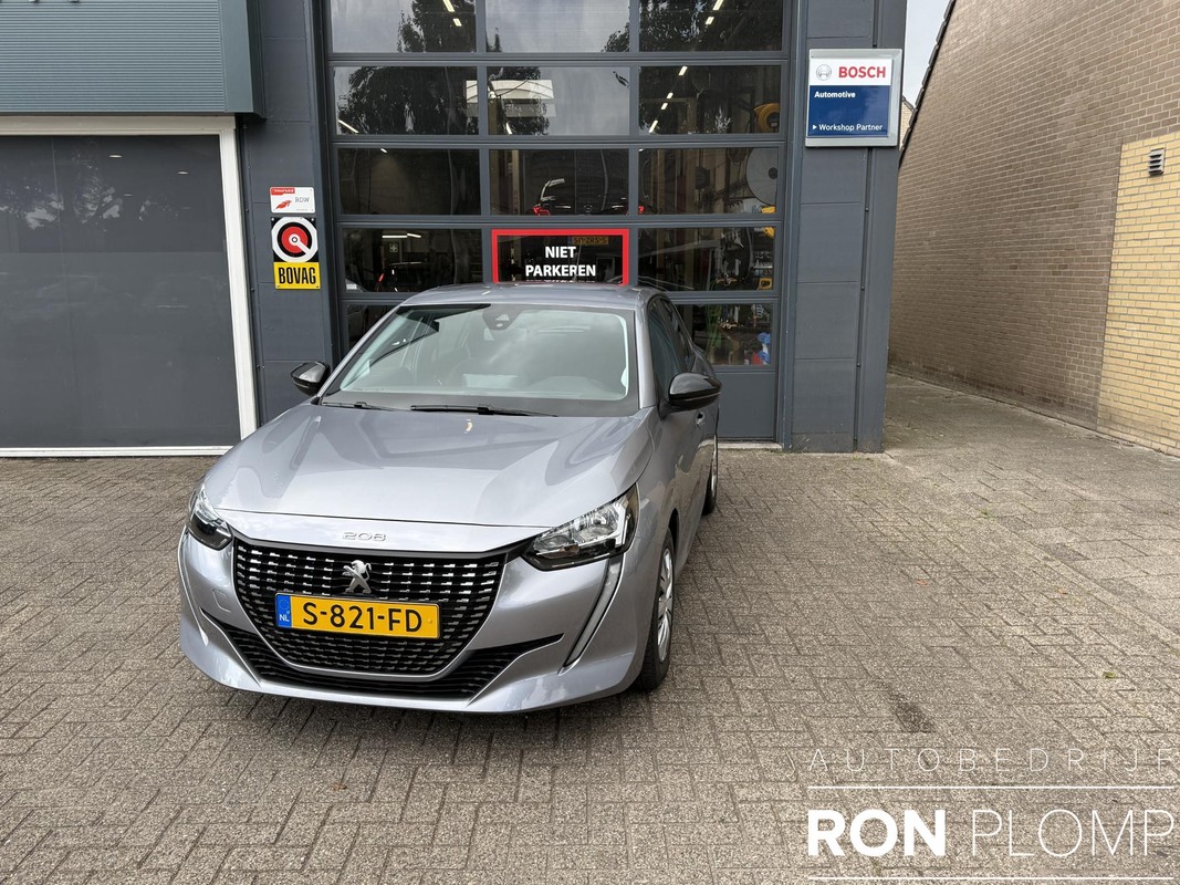 Peugeot-208-1.2 PureTech Active | Lease One en Lenen op Maat maken het mogelijk!