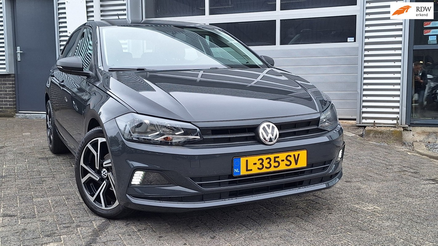 Volkswagen-Polo-1.0 MPI Trendline | Lease One en Lenen op Maat maken het mogelijk!