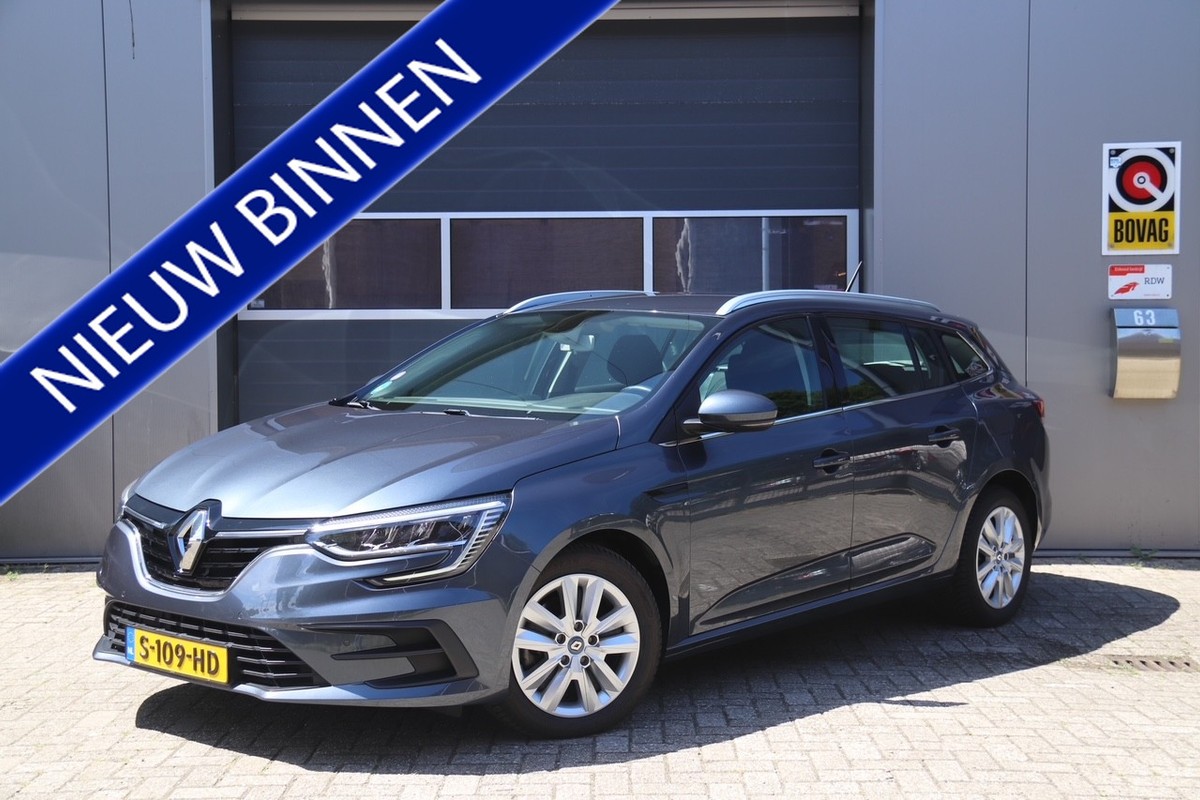 Renault-Megane E-Tech-Estate 1.6 Plug-In Hybrid 160 Zen Automaat, Stoel & Stuurverwarmd, Parkeerhulp, Cruise | Lease One en Lenen op Maat maken het mogelijk!