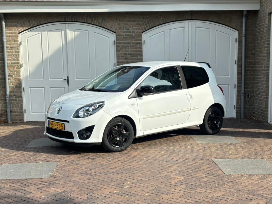 Renault-Twingo-1.2-16V Dynamique | Lease One en Lenen op Maat maken het mogelijk!