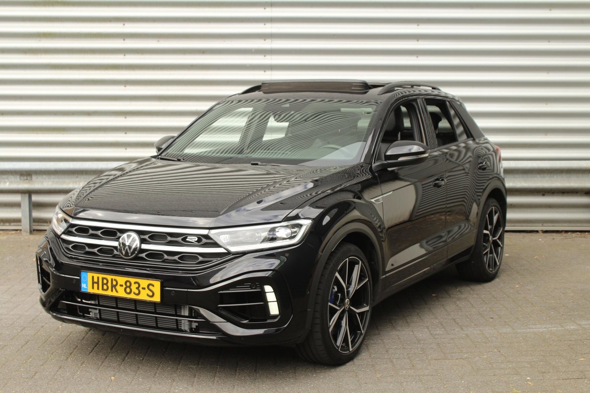Volkswagen-T-Roc-2.0 TSI 300pk 4Motion R DSG7 Panoramadak Clima LMV Sfeer | Lease One en Lenen op Maat maken het mogelijk! Volkswagen-T-Roc-2.0 TSI 300pk 4Motion R DSG7 Panoramadak Clima LMV Sfeer | Lease One en Lenen op Maat maken het mogelijk!