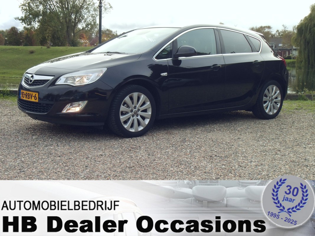 Opel-Astra-1.4 Cosmo | Lease One en Lenen op Maat maken het mogelijk!