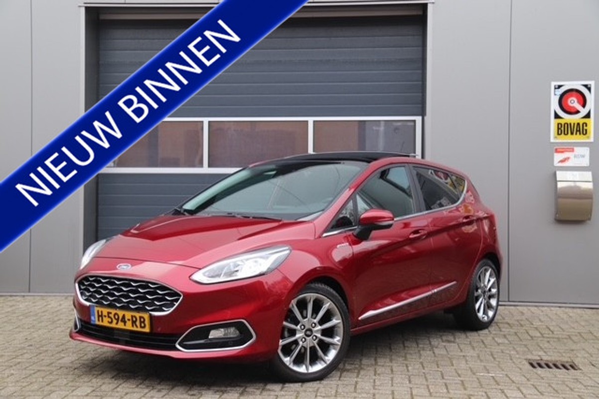 Ford-Fiesta-1.0 EcoBoost Vignale B&O, Stoel & stuurverwarmd, Pano, Navi, Leder | Lease One en Lenen op Maat maken het mogelijk! Ford-Fiesta-1.0 EcoBoost Vignale B&O, Stoel & stuurverwarmd, Pano, Navi, Leder | Lease One en Lenen op Maat maken het mogelijk!