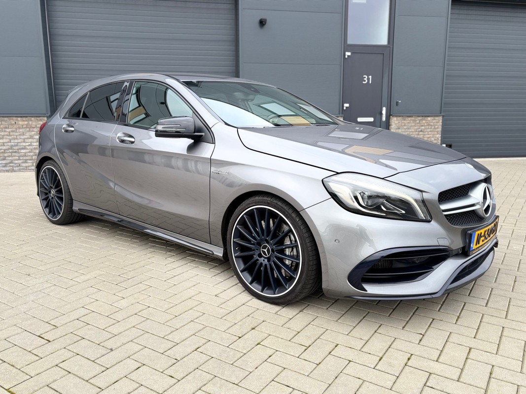 Mercedes-Benz-A-Klasse-AMG 45 4MATIC | Lease One en Lenen op Maat maken het mogelijk!