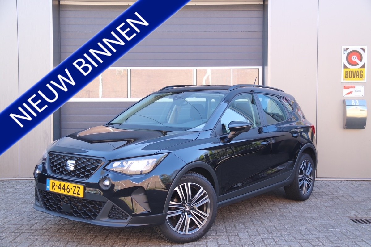 SEAT-Arona-1.0 TSI Style, Parkeerhulp, Carplay, Cruise | Lease One en Lenen op Maat maken het mogelijk!