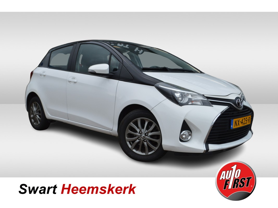 Toyota-Yaris-1.3 VVT-i Aspiration | Lease One en Lenen op Maat maken het mogelijk!