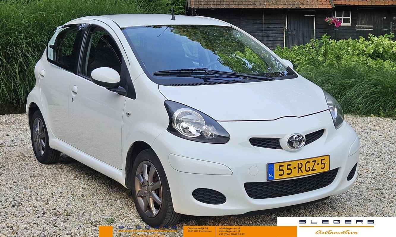 Toyota-Aygo-1.0-12V Comfort Navigator Airco | Lease One en Lenen op Maat maken het mogelijk! Toyota-Aygo-1.0-12V Comfort Navigator Airco | Lease One en Lenen op Maat maken het mogelijk!