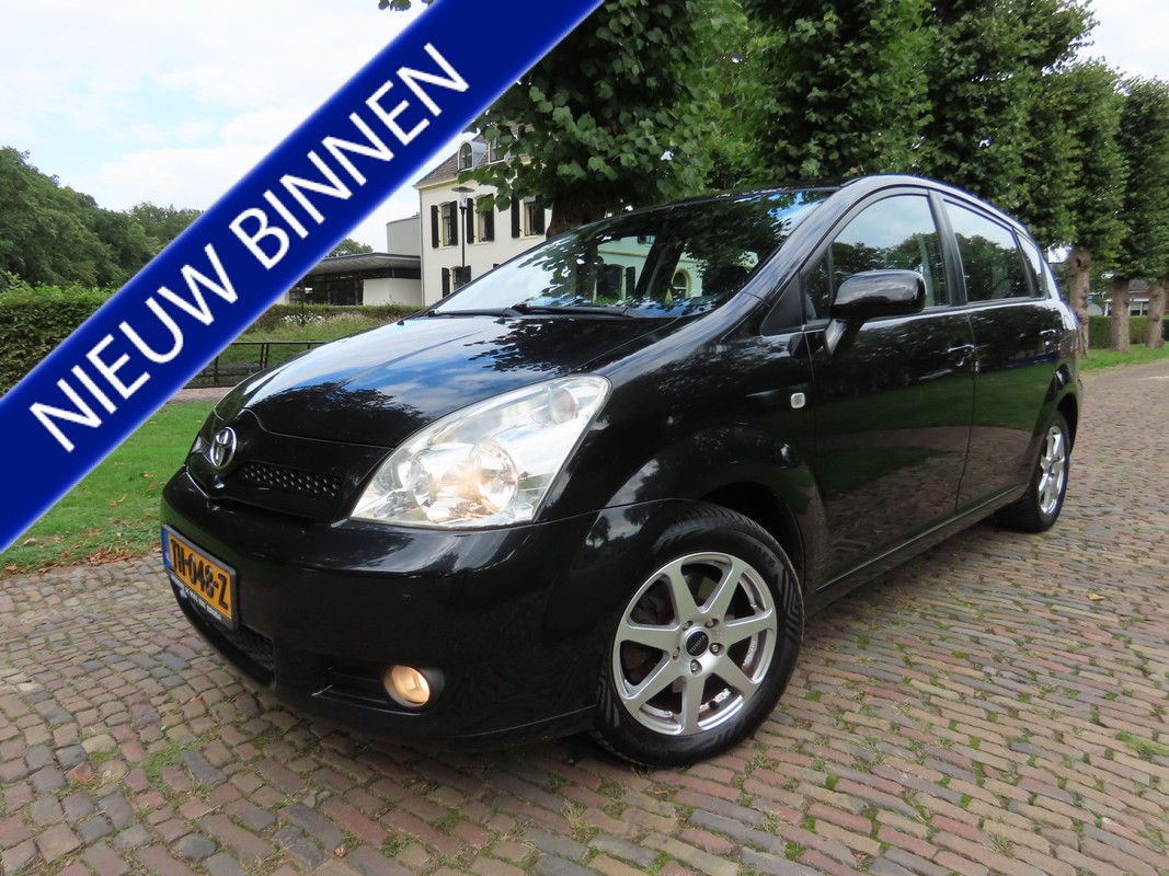 Toyota-Verso-1.8 VVT-i Dynamic 7 Persoons Ecc Cruisecontrol Pdc Lm Velgen Trekhaak***Apk t/m 12-10-2027*** | Lease One en Lenen op Maat maken het mogelijk! Toyota-Verso-1.8 VVT-i Dynamic 7 Persoons Ecc Cruisecontrol Pdc Lm Velgen Trekhaak***Apk t/m 12-10-2027*** | Lease One en Lenen op Maat maken het mogelijk!