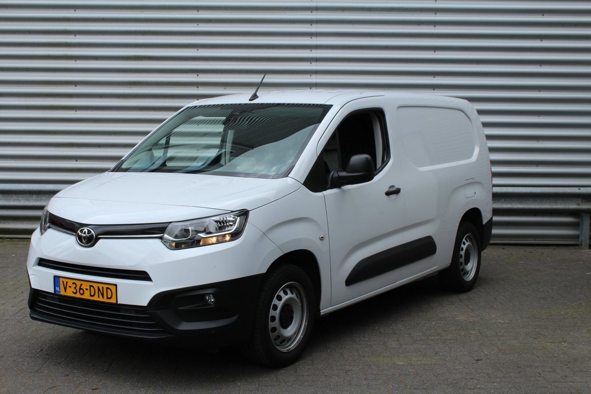 Toyota-ProAce-CITY 1.5 D-4D 102pk Live Long | Lease One en Lenen op Maat maken het mogelijk!