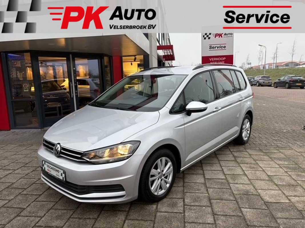 Volkswagen-Touran-1.5 TSI Highline 7p | Navi \ Cruise | 97.129 km | Lease One en Lenen op Maat maken het mogelijk! Volkswagen-Touran-1.5 TSI Highline 7p | Navi \ Cruise | 97.129 km | Lease One en Lenen op Maat maken het mogelijk!