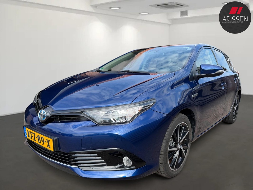 Toyota-Auris-1.8 Hybrid Black Edition | Lease One en Lenen op Maat maken het mogelijk!